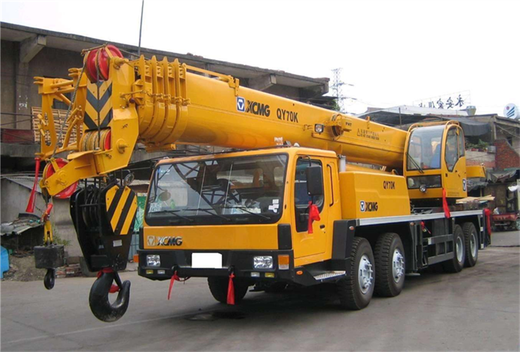 保靖县吊车出租选择重点